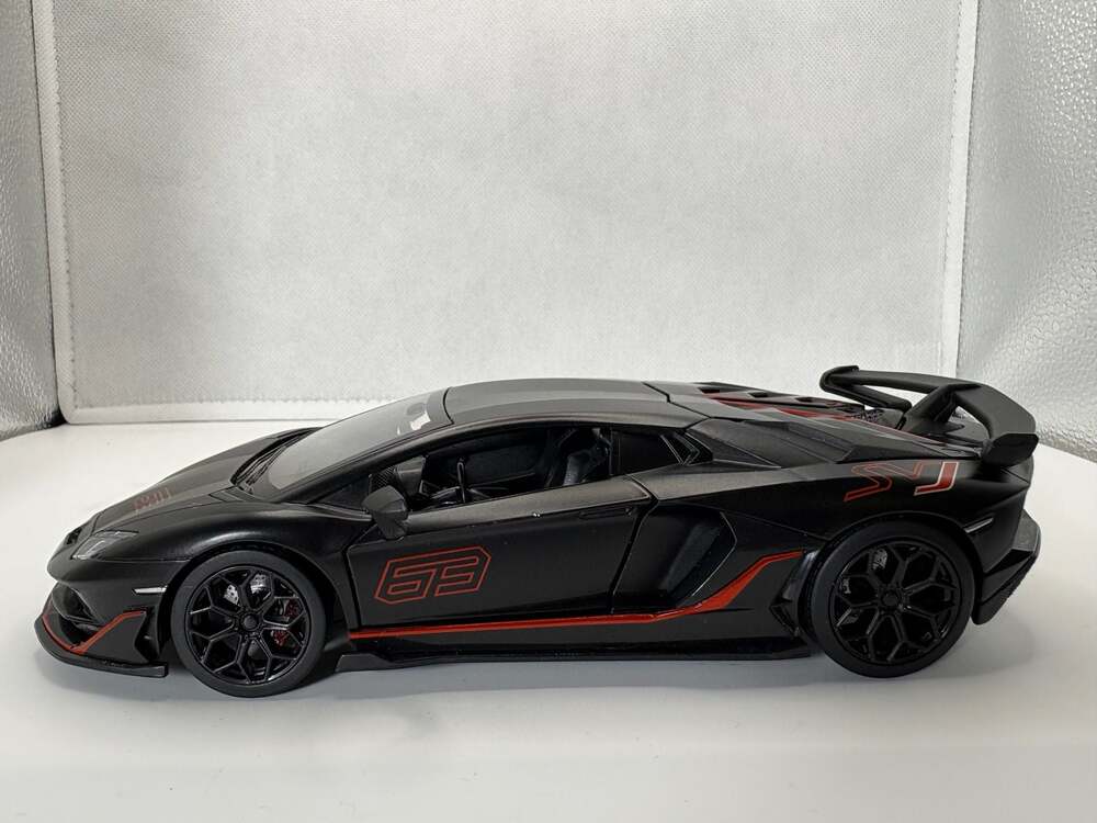 Lamborghini Aventador SVJ 63 1:32 Scale Diecast Model Car